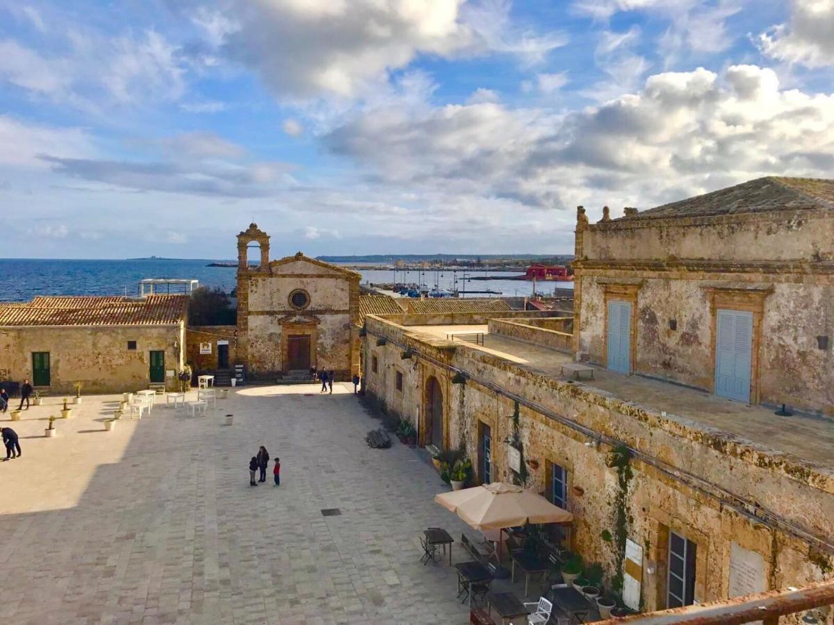 Vila Casa Vacanze La Collinetta Lavanda Noto Exteriér fotografie